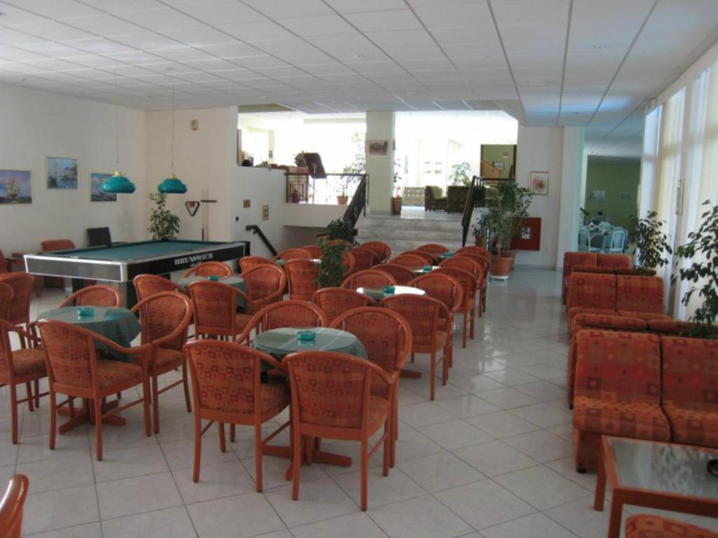 Miramare Bay Hotel Karpathos Exteriör bild
